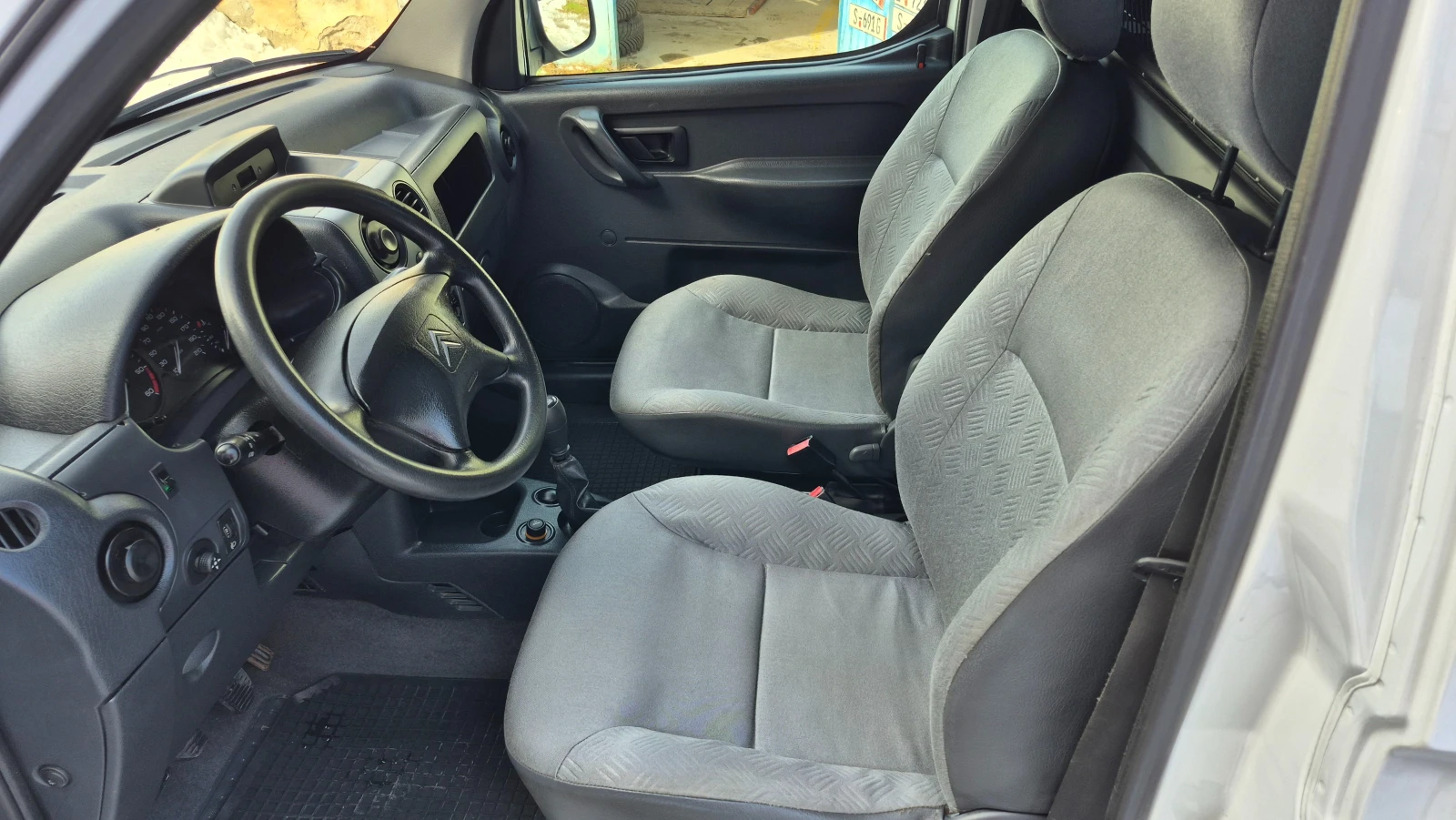 Citroen Berlingo 2.0HDI 90к.с. КЛИМАТИК - изображение 9