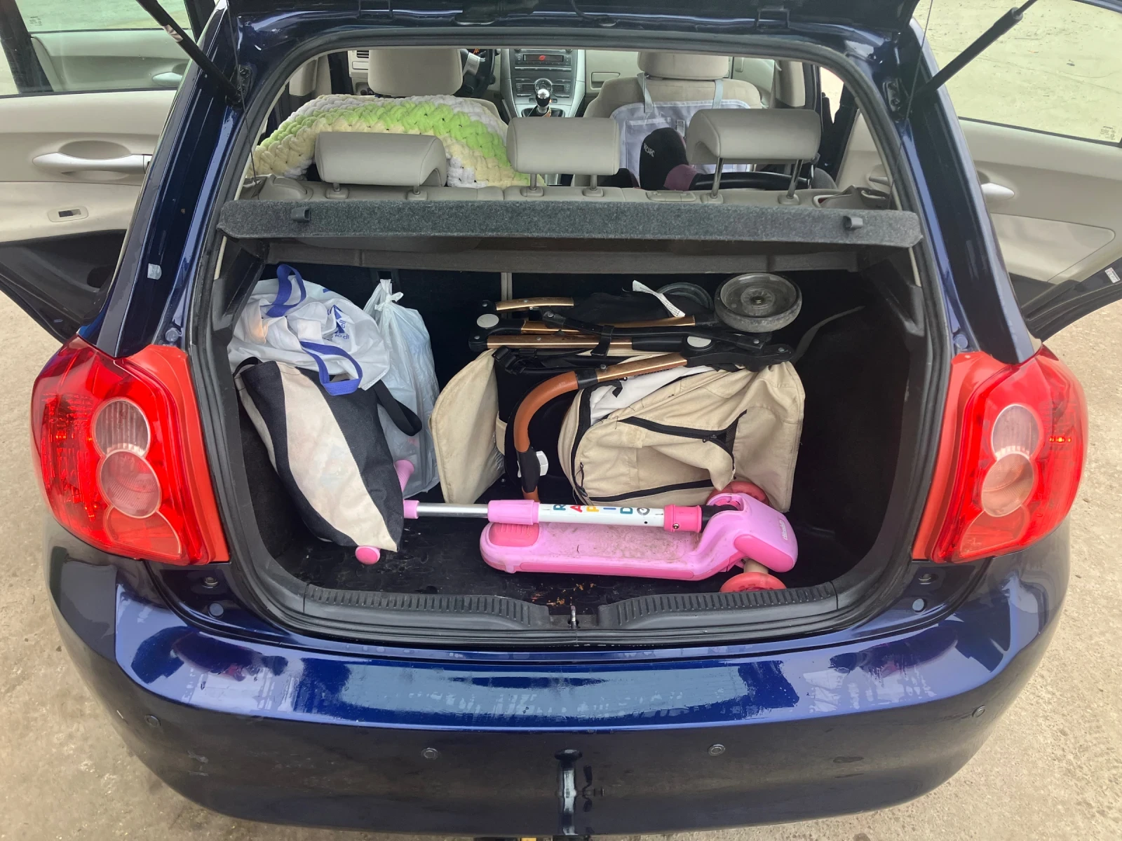 Toyota Auris  - изображение 5