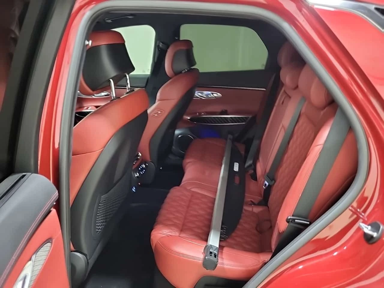 Genesis GV70 * 4D UTILITY | SPORT PLUS 3.5T * CARFAX *  | Mobile.bg � ����������� 11