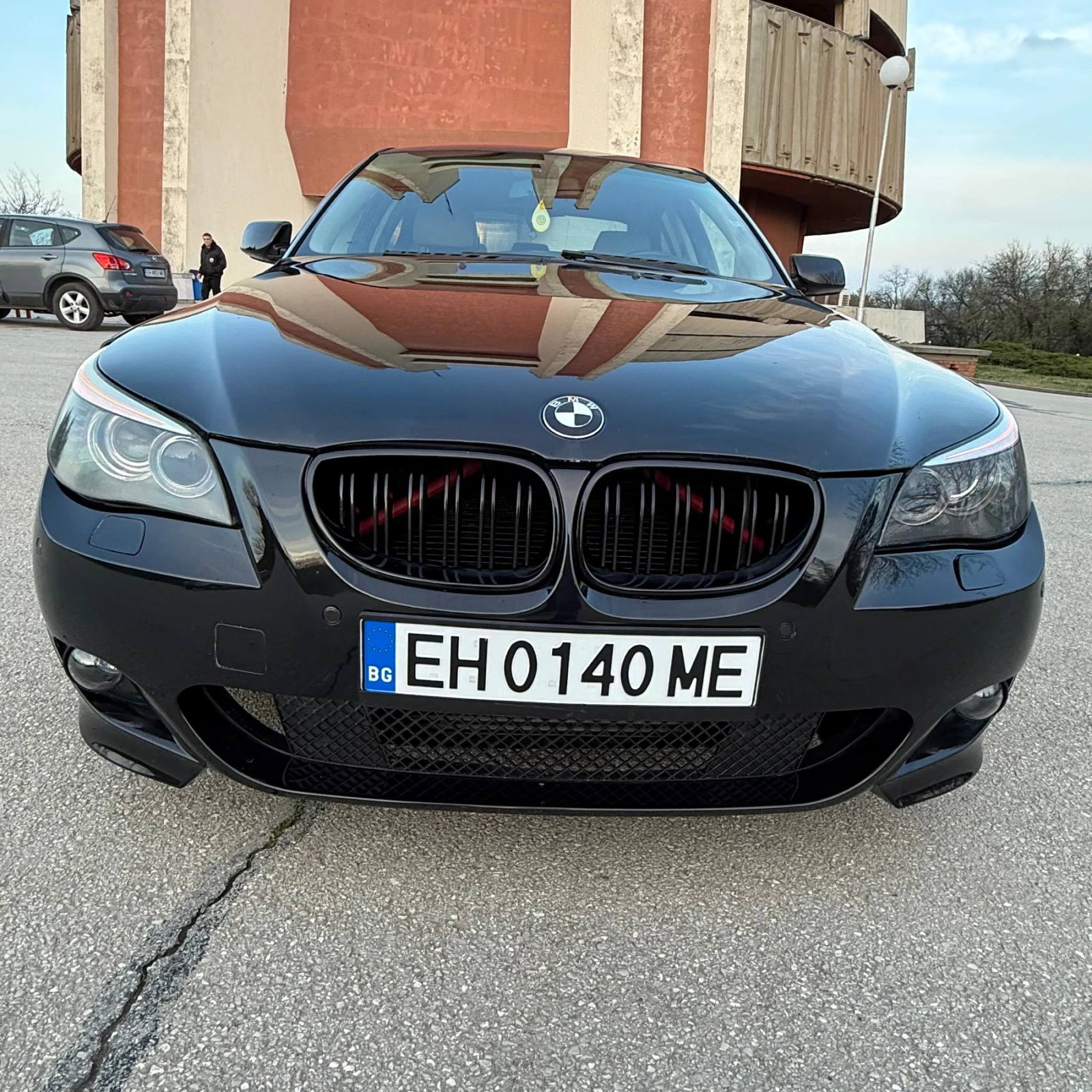 BMW 535 3.5, снимка 9 - Автомобили и джипове - 54060347