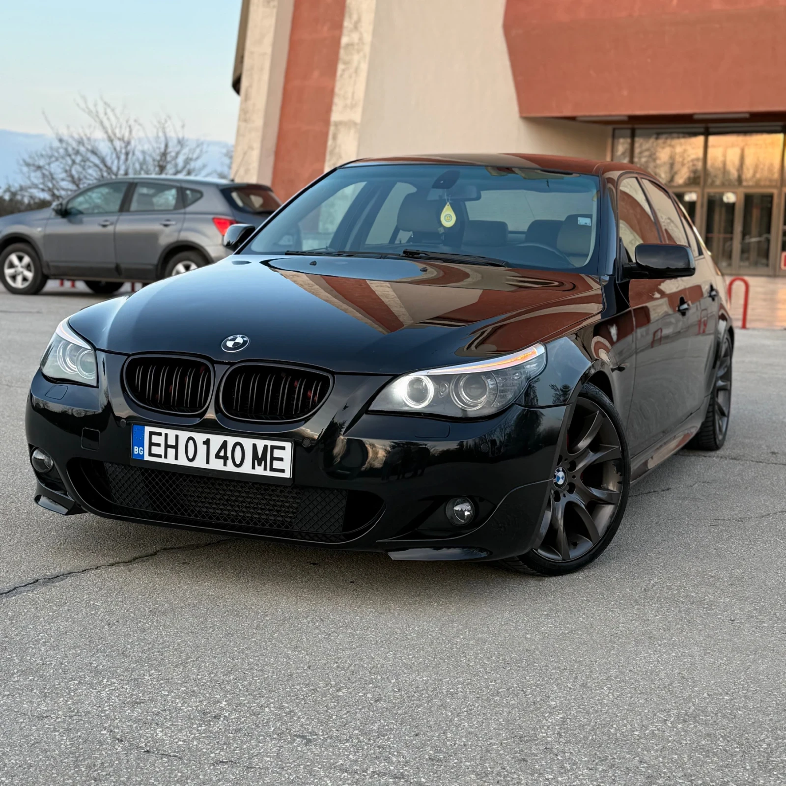 BMW 535 3.5, снимка 2 - Автомобили и джипове - 54060347