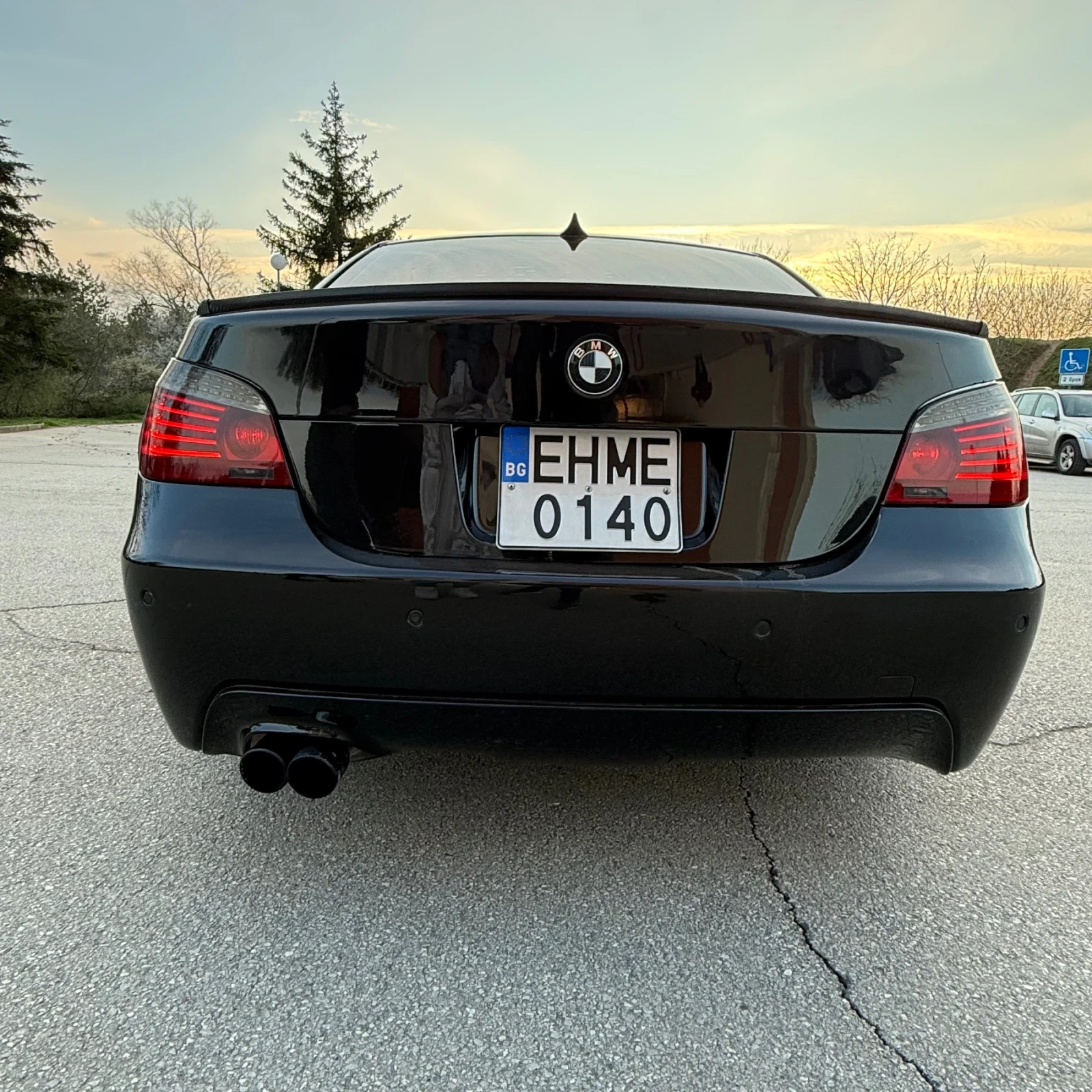 BMW 535 3.5, снимка 8 - Автомобили и джипове - 54060347