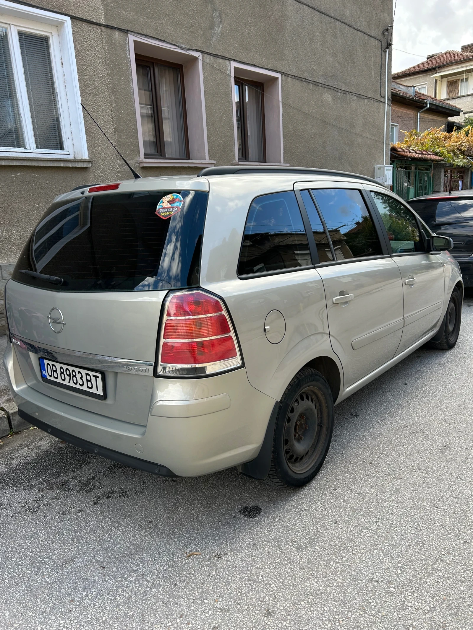 Opel Zafira, снимка 3 - Автомобили и джипове - 54241897