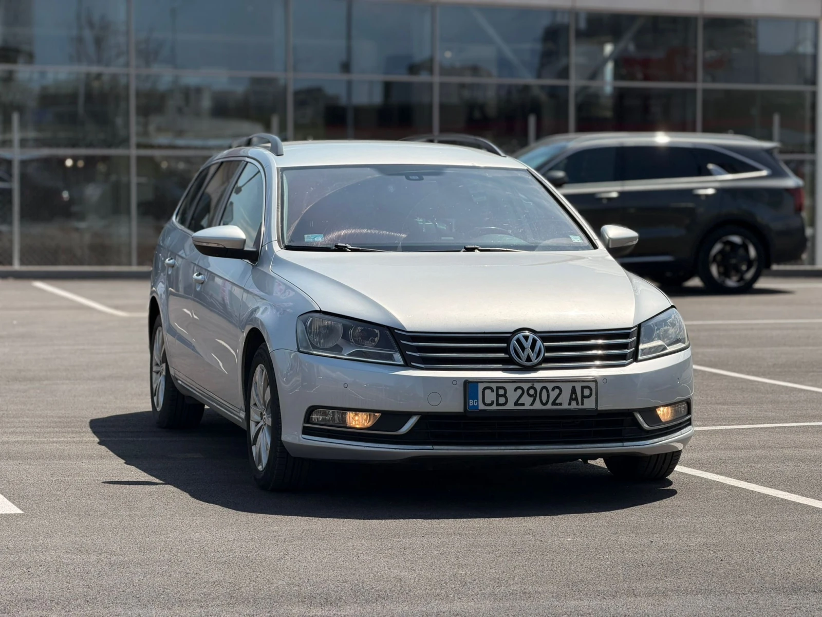 VW Passat 2.0TDI Лизинг през Уникредит по 130 евро, снимка 3 - Автомобили и джипове - 54355769