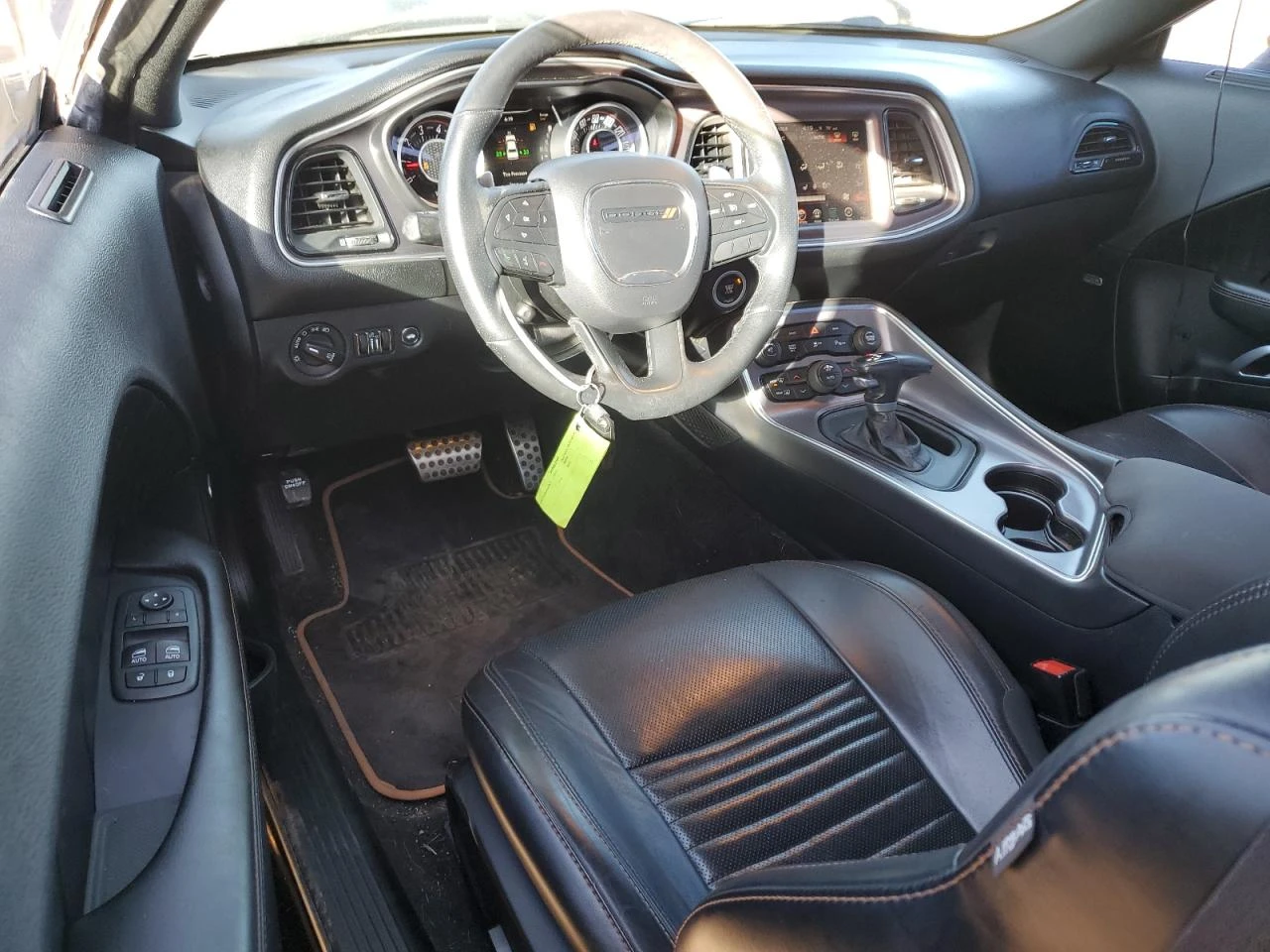 Dodge Challenger R/T PLUS SHAKER, снимка 8 - Автомобили и джипове - 54788339
