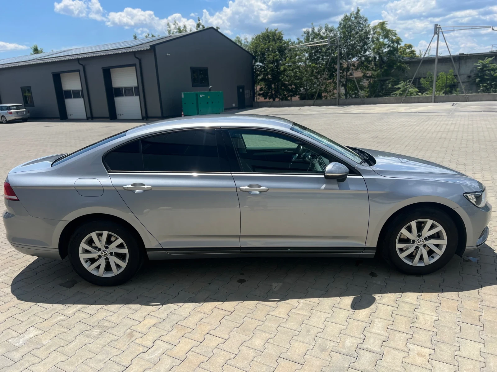 VW Passat, снимка 9 - Автомобили и джипове - 54881244