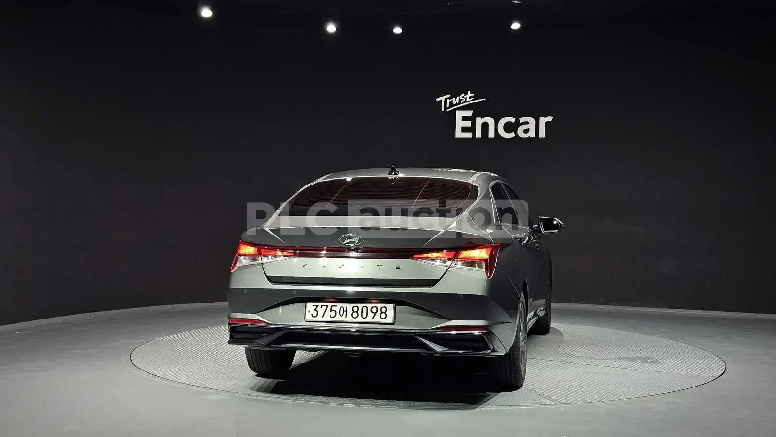 Hyundai Elantra, снимка 4 - Автомобили и джипове - 55036625