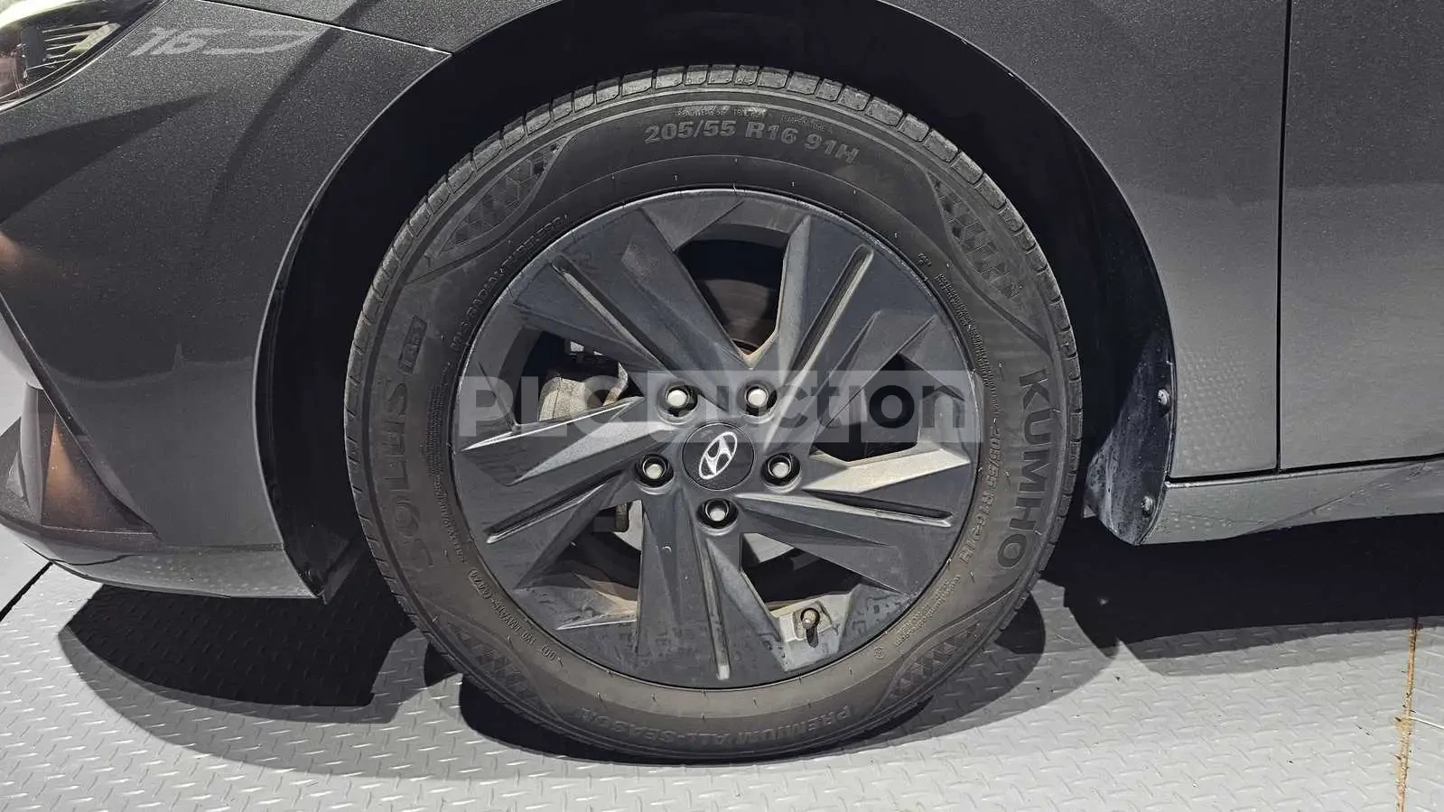 Hyundai Elantra, снимка 5 - Автомобили и джипове - 55036625
