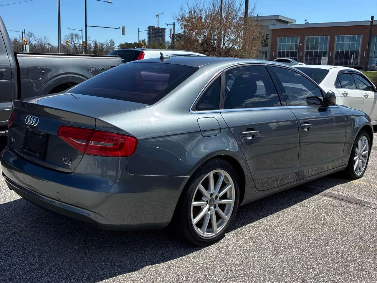 Audi A4 * Progressiv * CARFAX * БЕЗ ПЪРВОНАЧАЛНА ВНОСКА, снимка 3 - Автомобили и джипове - 55408415