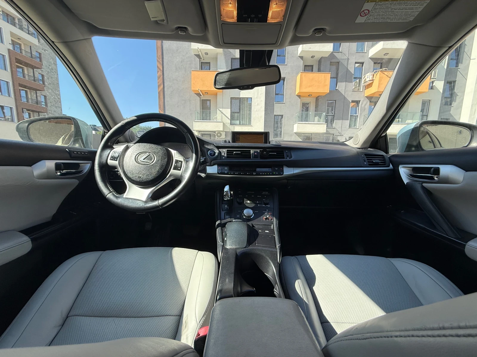 Lexus CT 200h, снимка 6 - Автомобили и джипове - 55420675