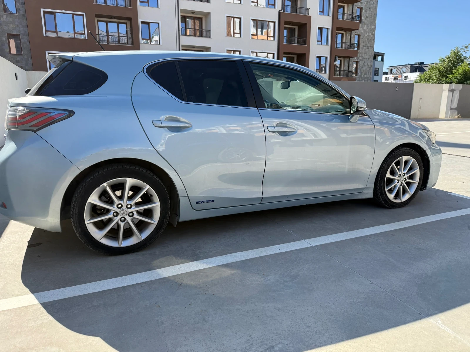 Lexus CT 200h, снимка 5 - Автомобили и джипове - 55420675
