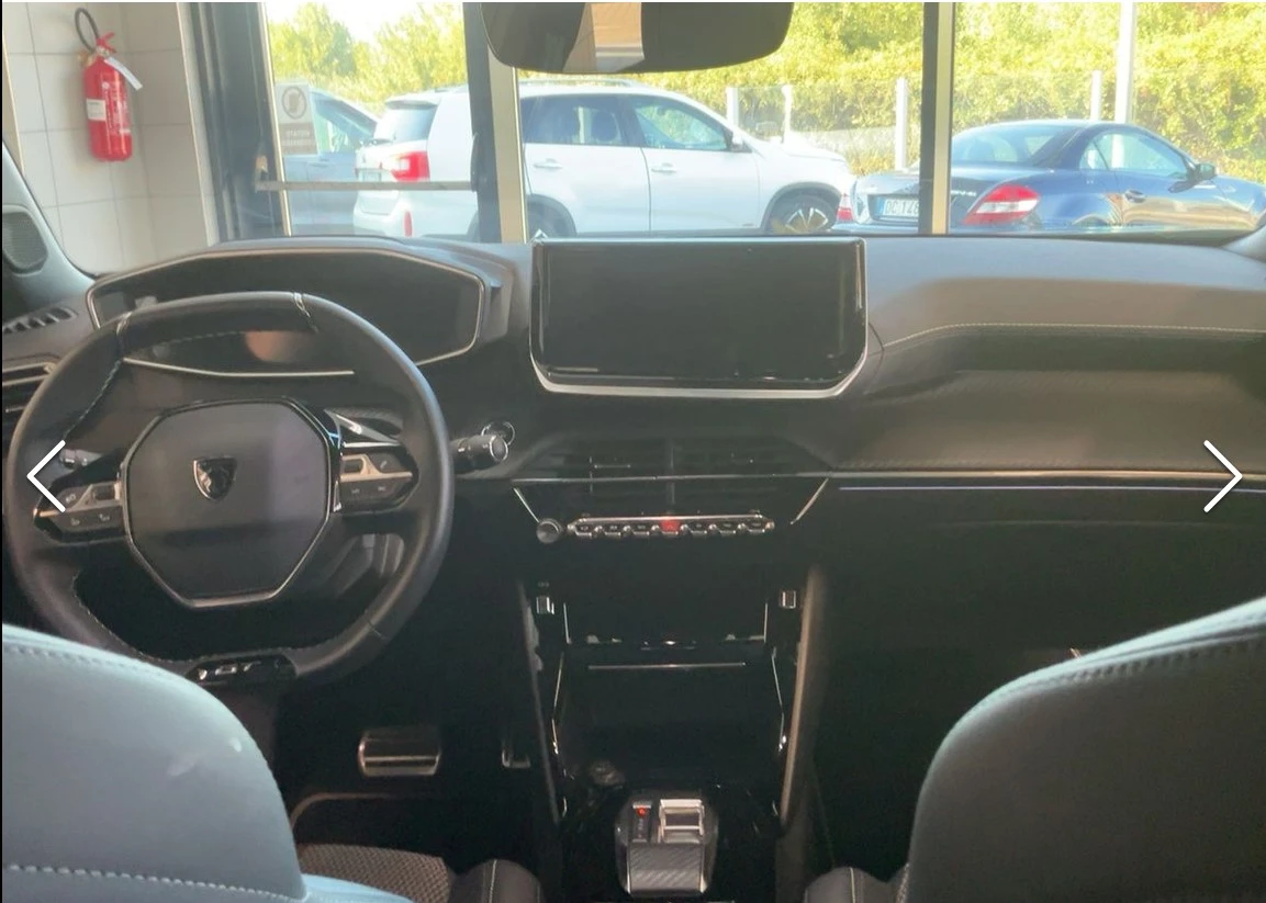 Peugeot 2008 GT Line, снимка 11 - Автомобили и джипове - 55901092