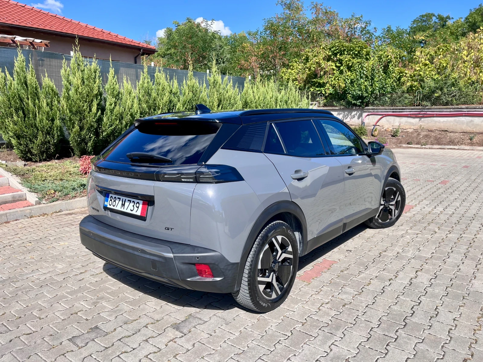 Peugeot 2008 GT Line, снимка 3 - Автомобили и джипове - 55901092