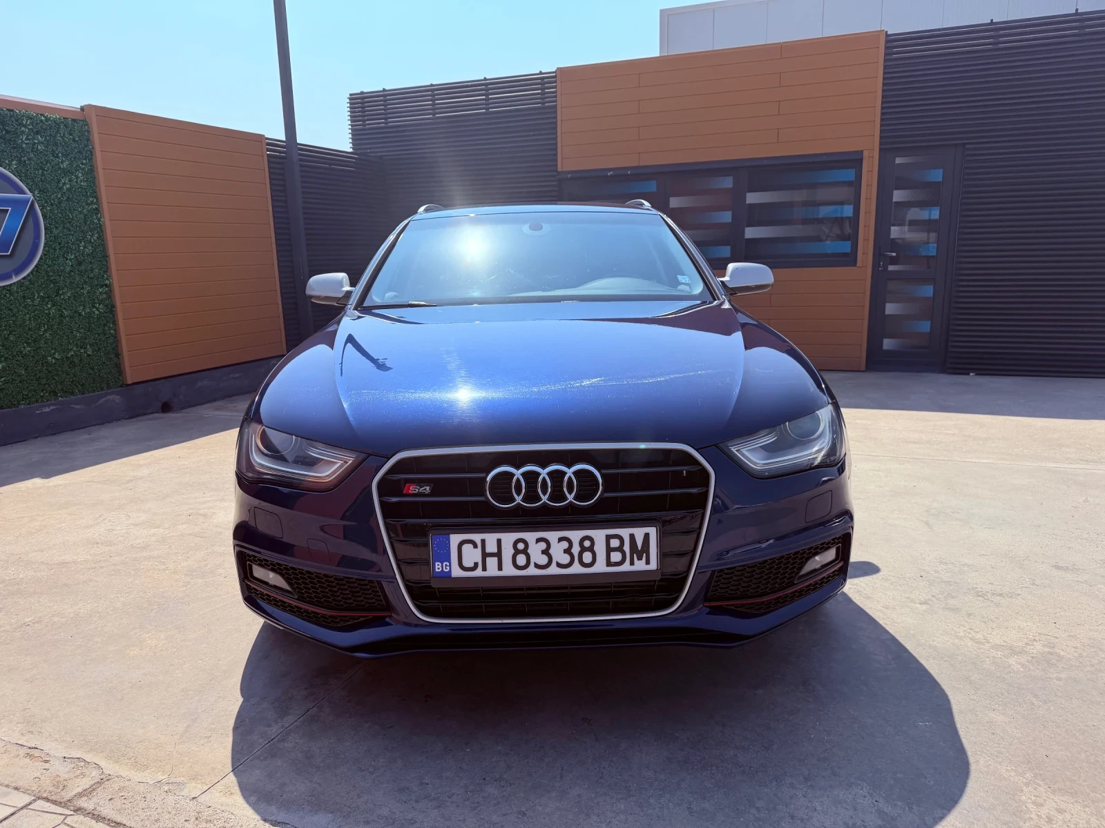 Audi A4 2.0TDI/S-line/Navi/LED, снимка 2 - Автомобили и джипове - 56040426