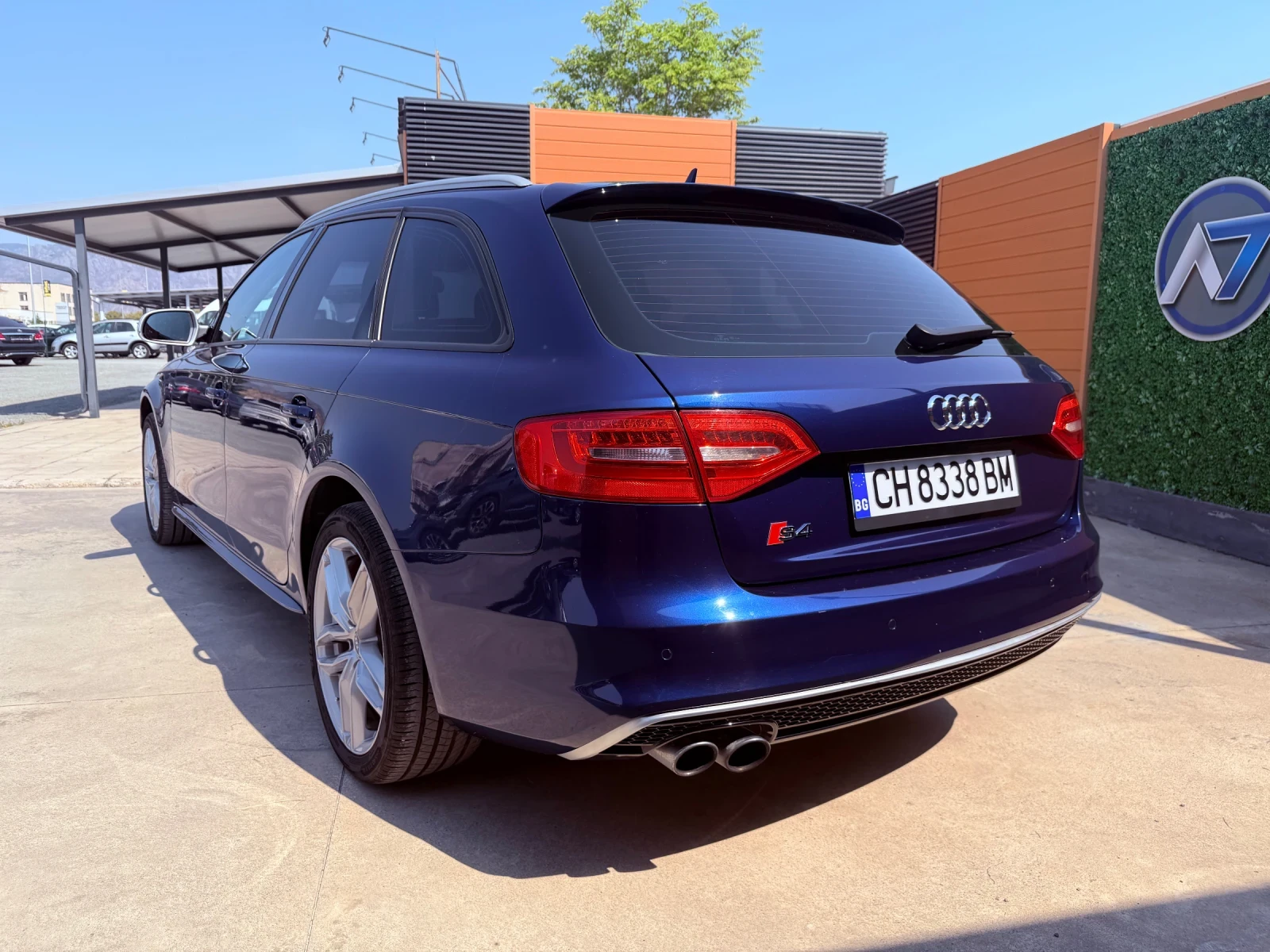 Audi A4 2.0TDI/S-line/Navi/LED, снимка 7 - Автомобили и джипове - 56040426