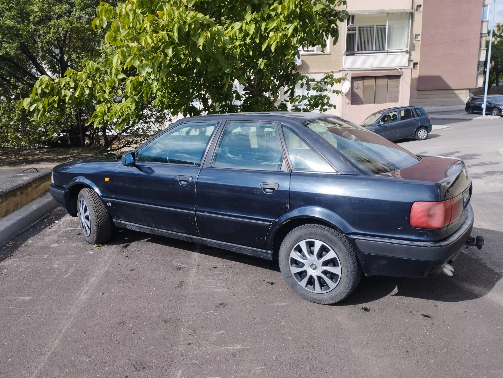 Audi 80, снимка 3 - Автомобили и джипове - 56364152