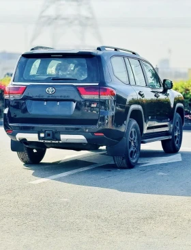 Toyota Land cruiser 300 GR Sport / 0km, снимка 2