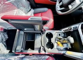 Toyota Land cruiser 300 GR Sport / 0km, снимка 8