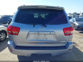 Toyota Sequoia SR5 5.7L V8 // | Mobile.bg    5