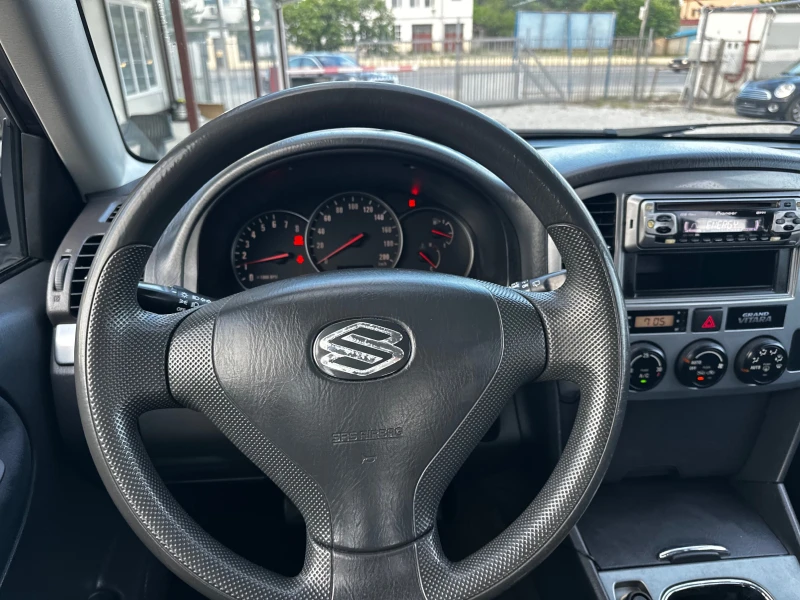 Suzuki Grand vitara 2.0i 128к.с КАТО НОВА, снимка 10 - Автомобили и джипове - 50338842