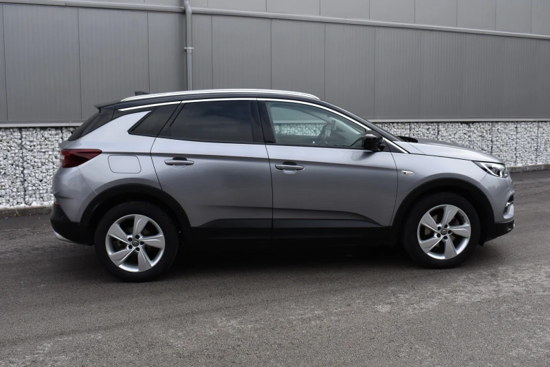 Opel Grandland X 1.6CDTI= ULIMATE= KEYLESSGO= CARPLAY= ОТЛИЧЕН!!!, снимка 6 - Автомобили и джипове - 51943192