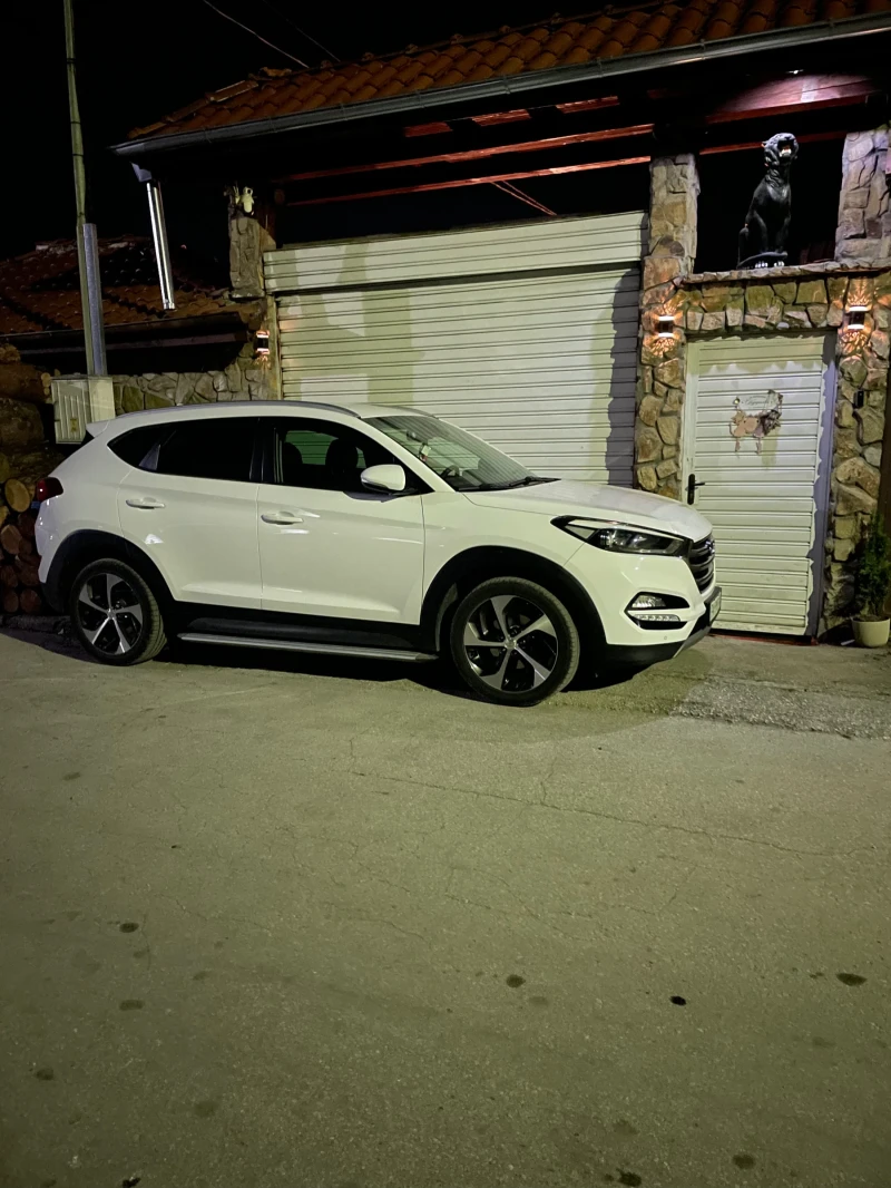 Hyundai Tucson 1.7 crdi кожа , снимка 14 - Автомобили и джипове - 52725844