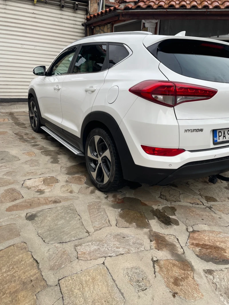 Hyundai Tucson 1.7 crdi кожа , снимка 7 - Автомобили и джипове - 52725844
