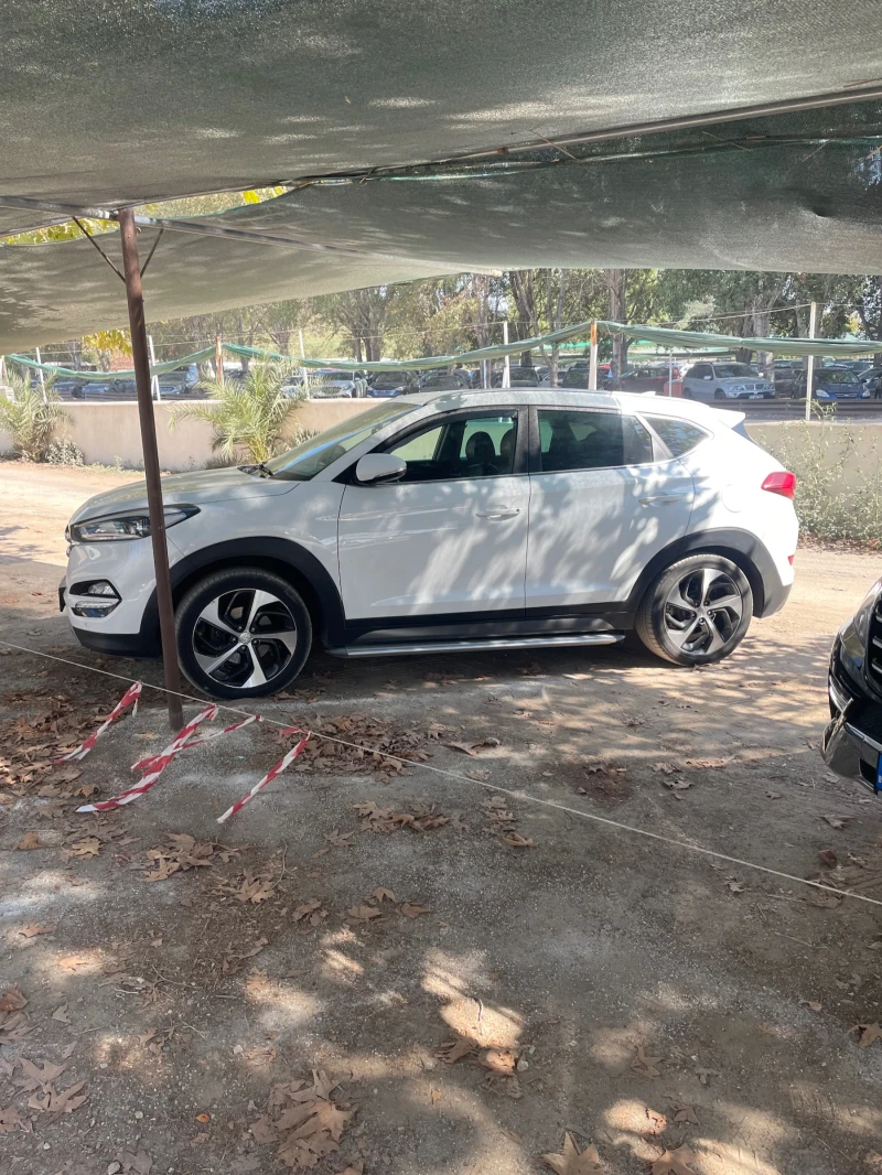 Hyundai Tucson 1.7 crdi кожа 