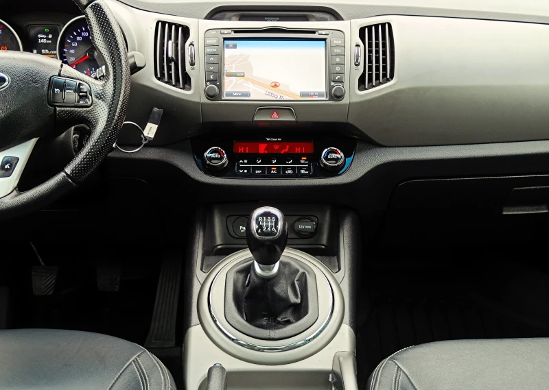 Kia Sportage 1.7 CRDi* NAVI* КАМЕРА* ПАНОРАМА* LED* , снимка 13 - Автомобили и джипове - 53187982