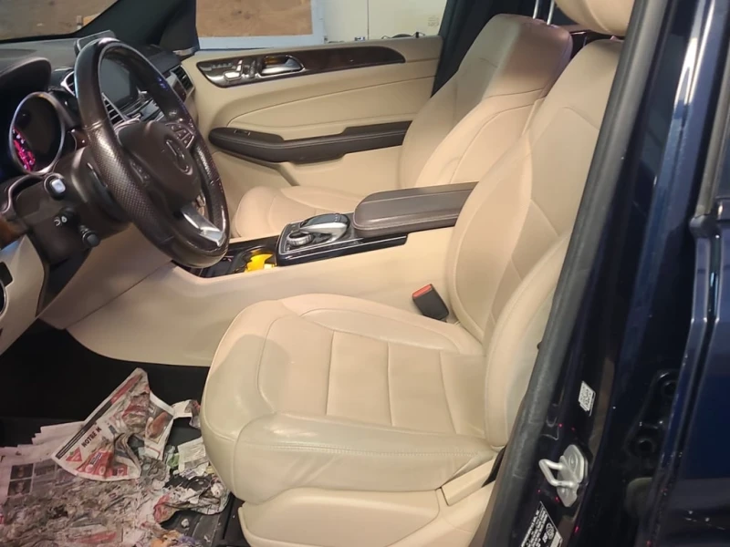 Mercedes-Benz GLE * 450 AMG * ОБДУХВАНЕ * KEYLESS* + ГУМИ, снимка 5 - Автомобили и джипове - 53419542