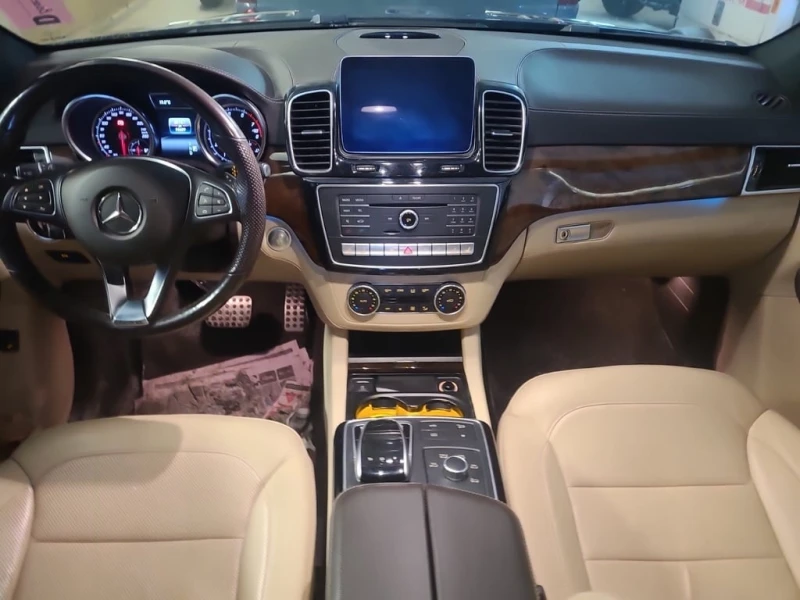 Mercedes-Benz GLE * 450 AMG * ОБДУХВАНЕ * KEYLESS* + ГУМИ, снимка 11 - Автомобили и джипове - 53419542