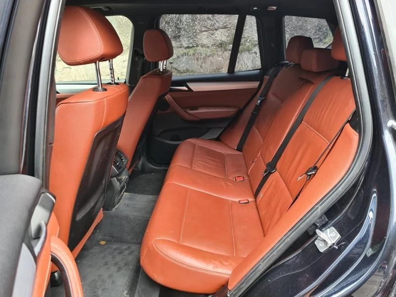 BMW X3 313kс. M Paket F1 Recaro Панорама Теглич, снимка 11 - Автомобили и джипове - 32615966