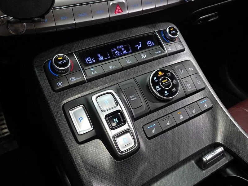 Hyundai Palisade 2.2 Automatic, снимка 9 - Автомобили и джипове - 55844612