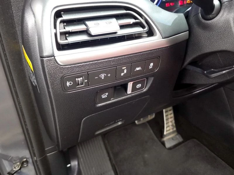 Hyundai Palisade 2.2 Automatic, снимка 17 - Автомобили и джипове - 55844612