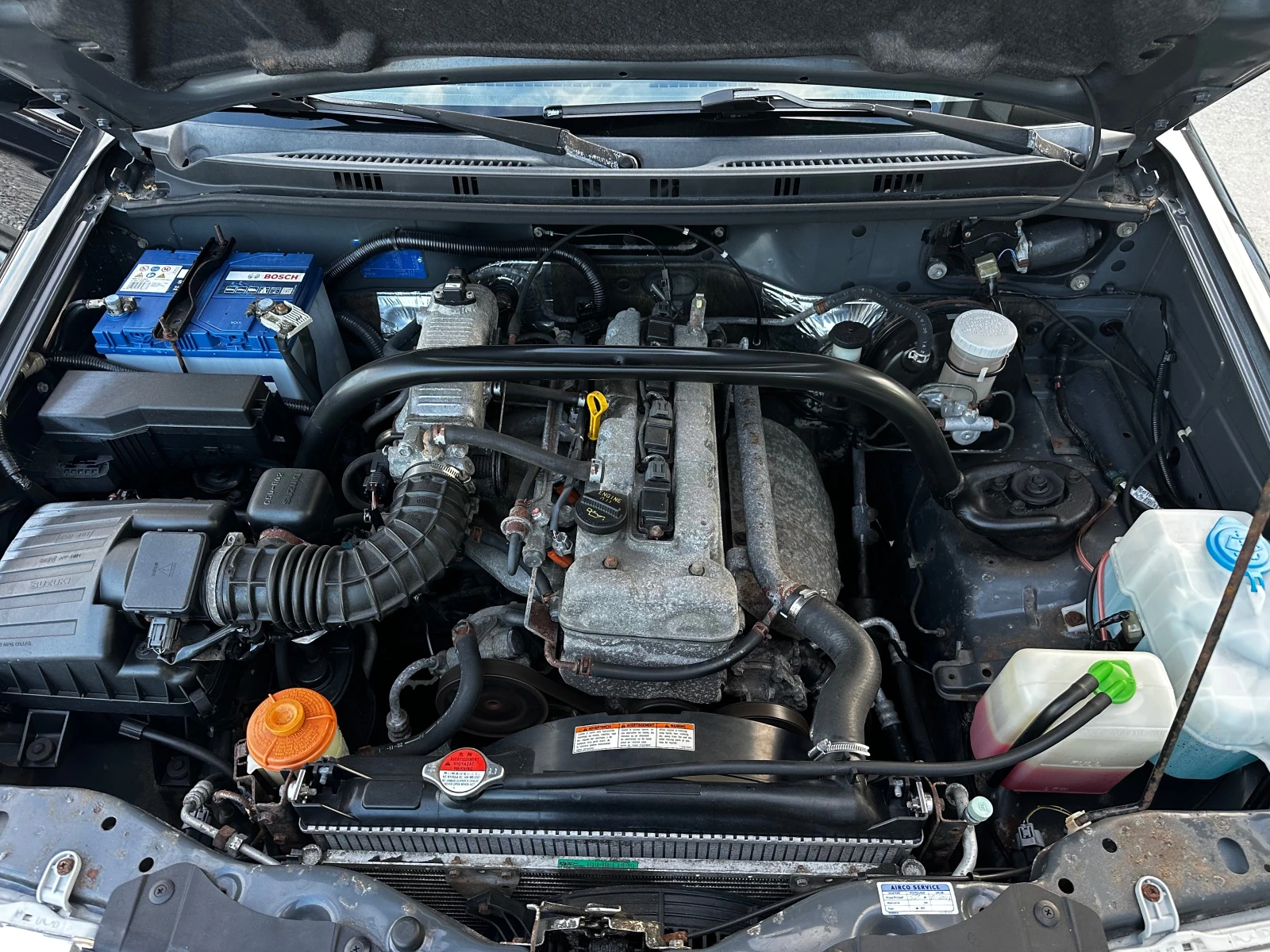 Suzuki Grand vitara 2.0i 128к.с КАТО НОВА - изображение 5
