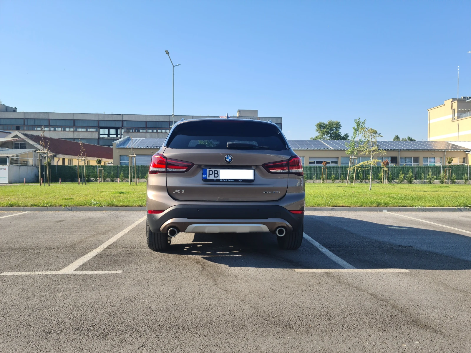 BMW X1 LCI xDrive 20i с Гаранция - изображение 2