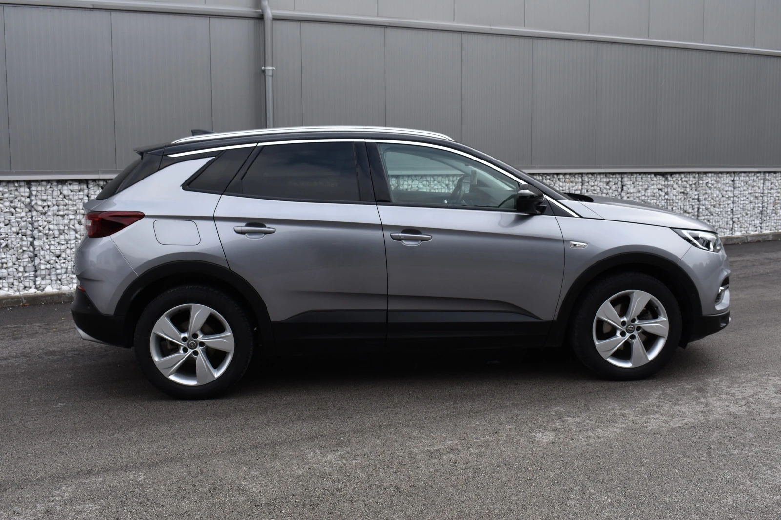 Opel Grandland X 1.6CDTI= ULIMATE= KEYLESSGO= CARPLAY= ОТЛИЧЕН!!! - изображение 6