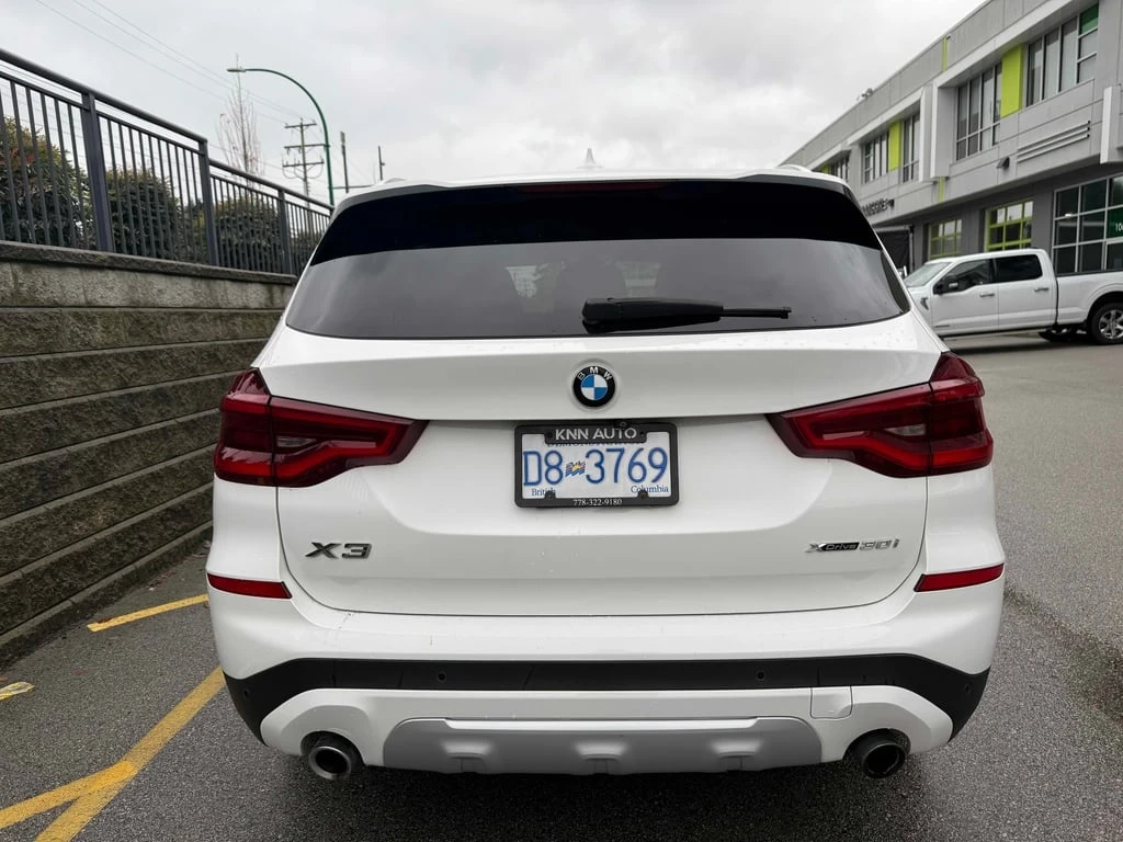 BMW X3 * xDrive30i * CARFAX * БЕЗ ПЪРВОНАЧАЛНА ВНОСКА - изображение 4