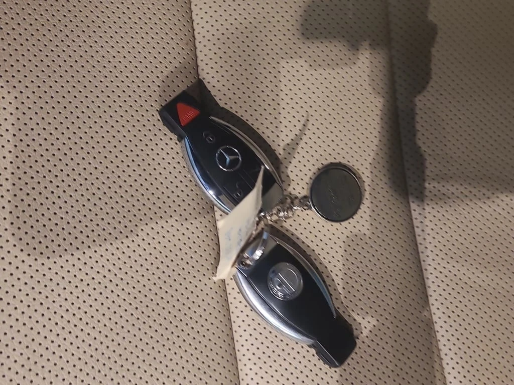 Mercedes-Benz GLE * 450 AMG * ОБДУХВАНЕ * KEYLESS* + ГУМИ - изображение 8