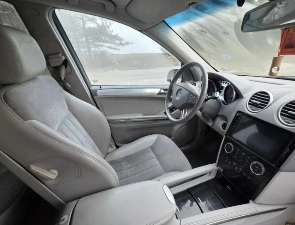 Mercedes-Benz ML 320, снимка 10 - Автомобили и джипове - 53738367