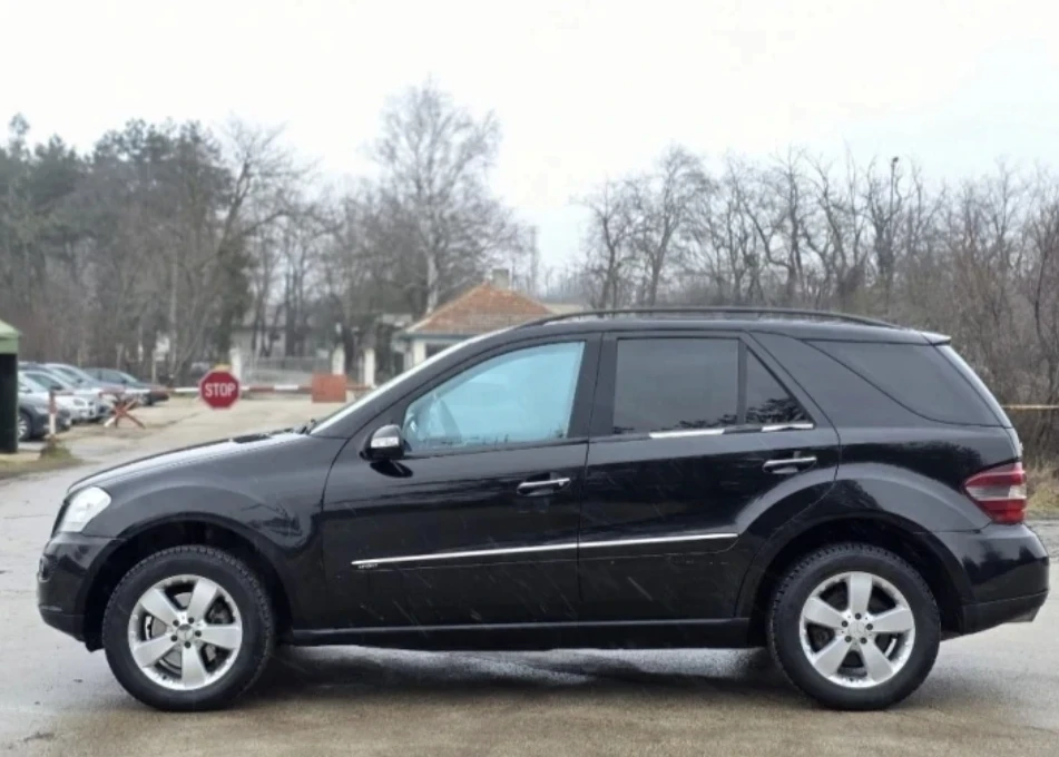 Mercedes-Benz ML 320, снимка 7 - Автомобили и джипове - 53738367