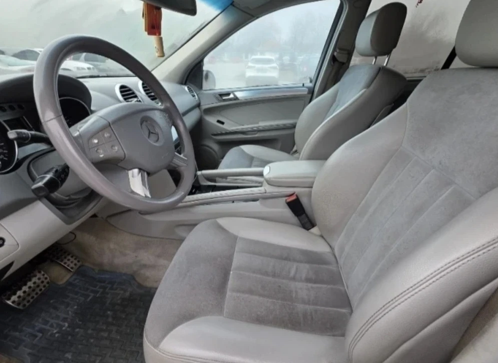 Mercedes-Benz ML 320, снимка 9 - Автомобили и джипове - 53738367