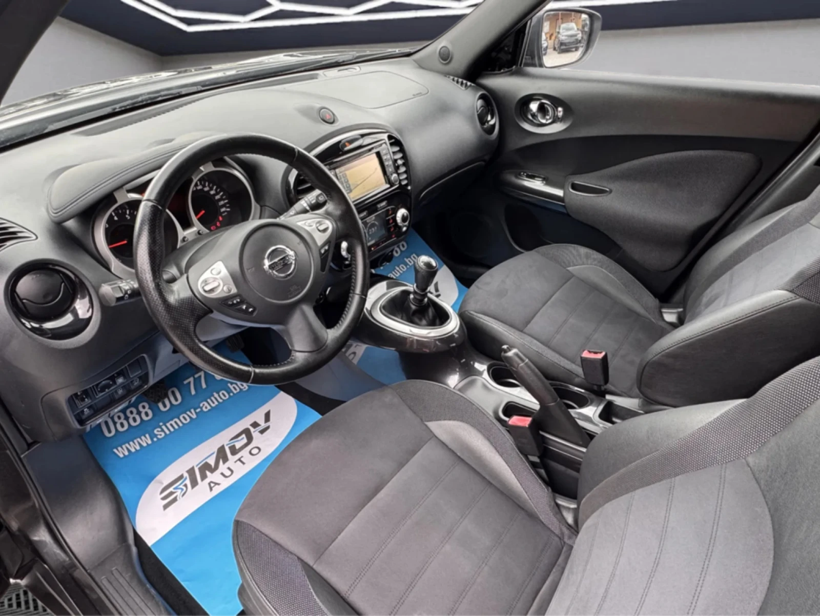 Nissan Juke FACELIFT 1.2DIG-T KEYLESSGO НАВИГАЦИЯ КАМЕРА КОЖА, снимка 8 - Автомобили и джипове - 53914294