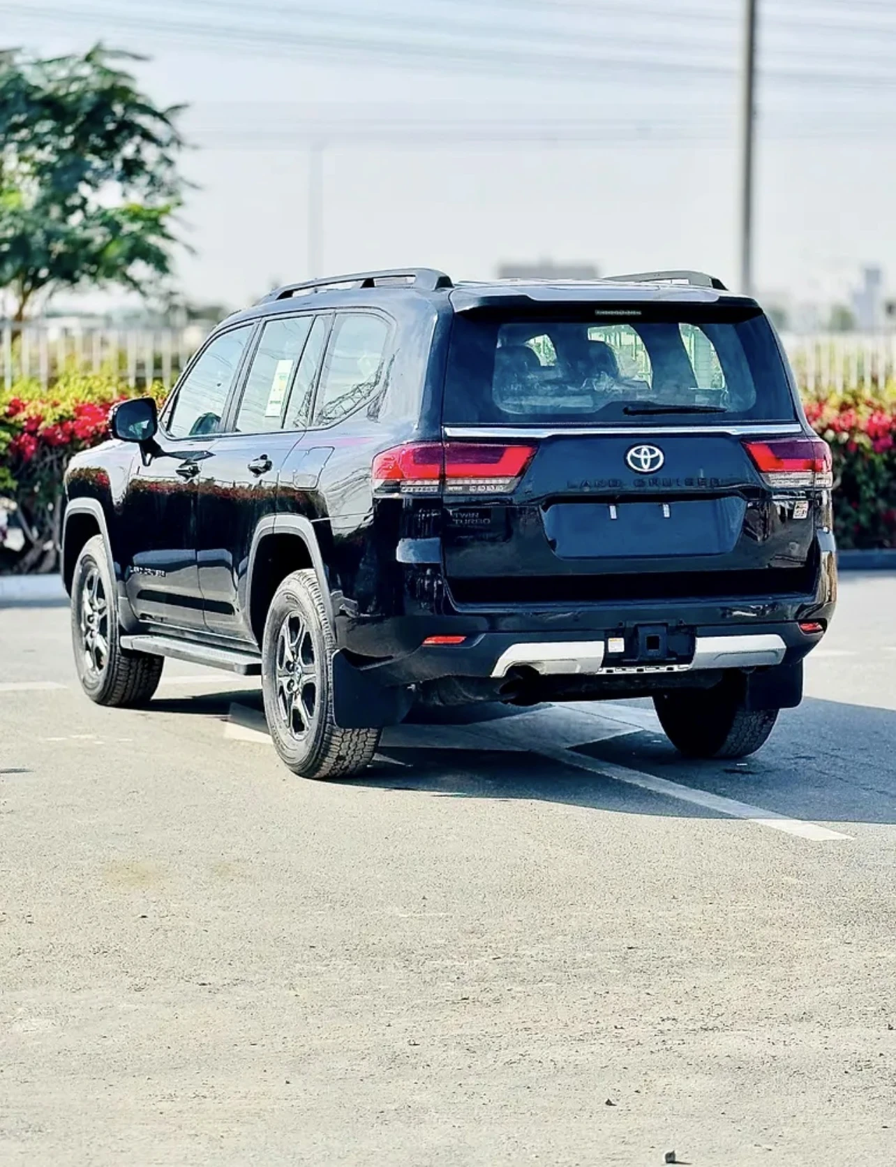 Toyota Land cruiser 300 GR Sport / 0km, снимка 3 - Автомобили и джипове - 54205771