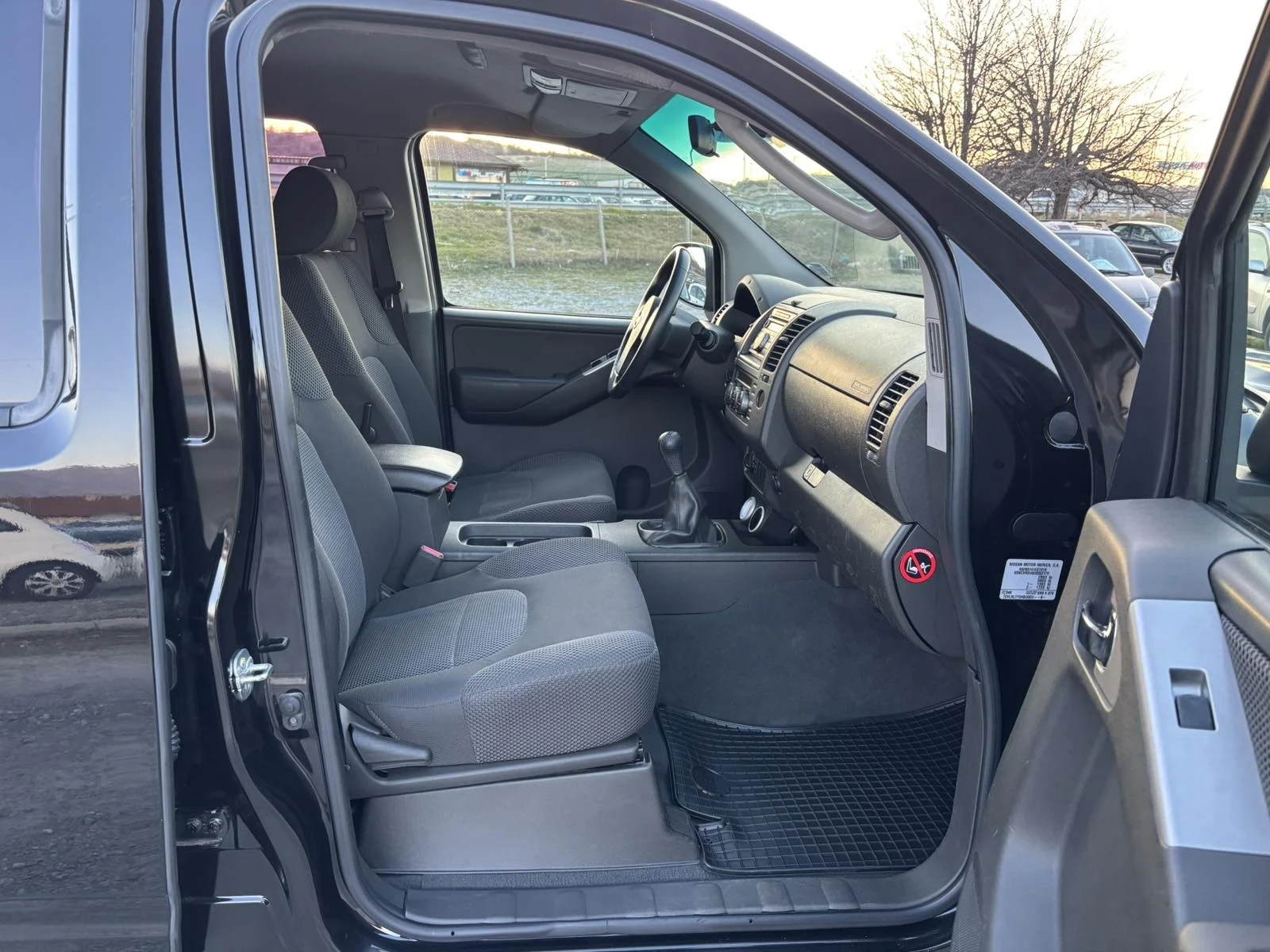 Nissan Navara 3.0d | Mobile.bg � ����������� 7