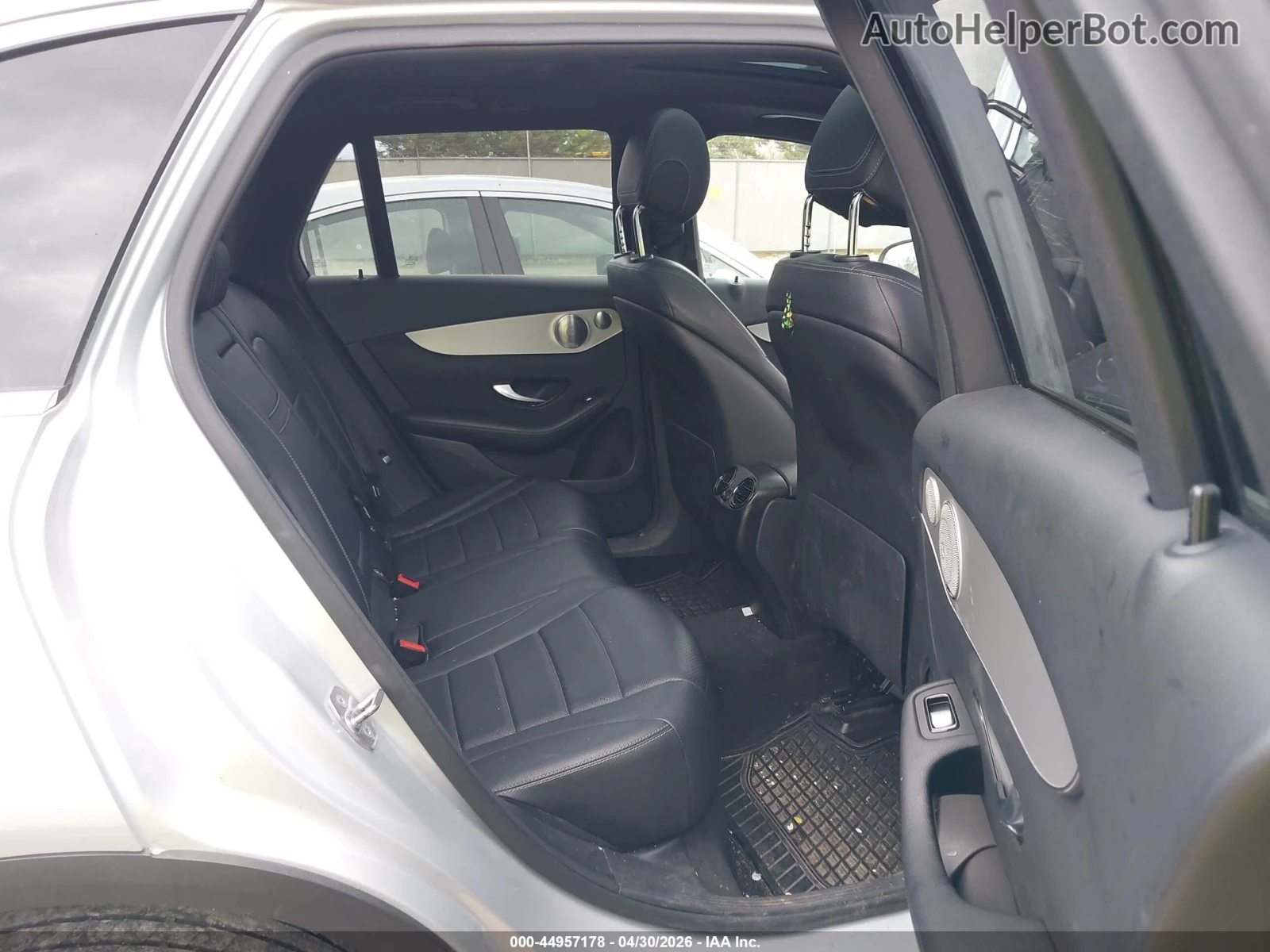 Mercedes-Benz GLC 300 4matic* Burmester* 2ключа, снимка 8 - Автомобили и джипове - 54699376