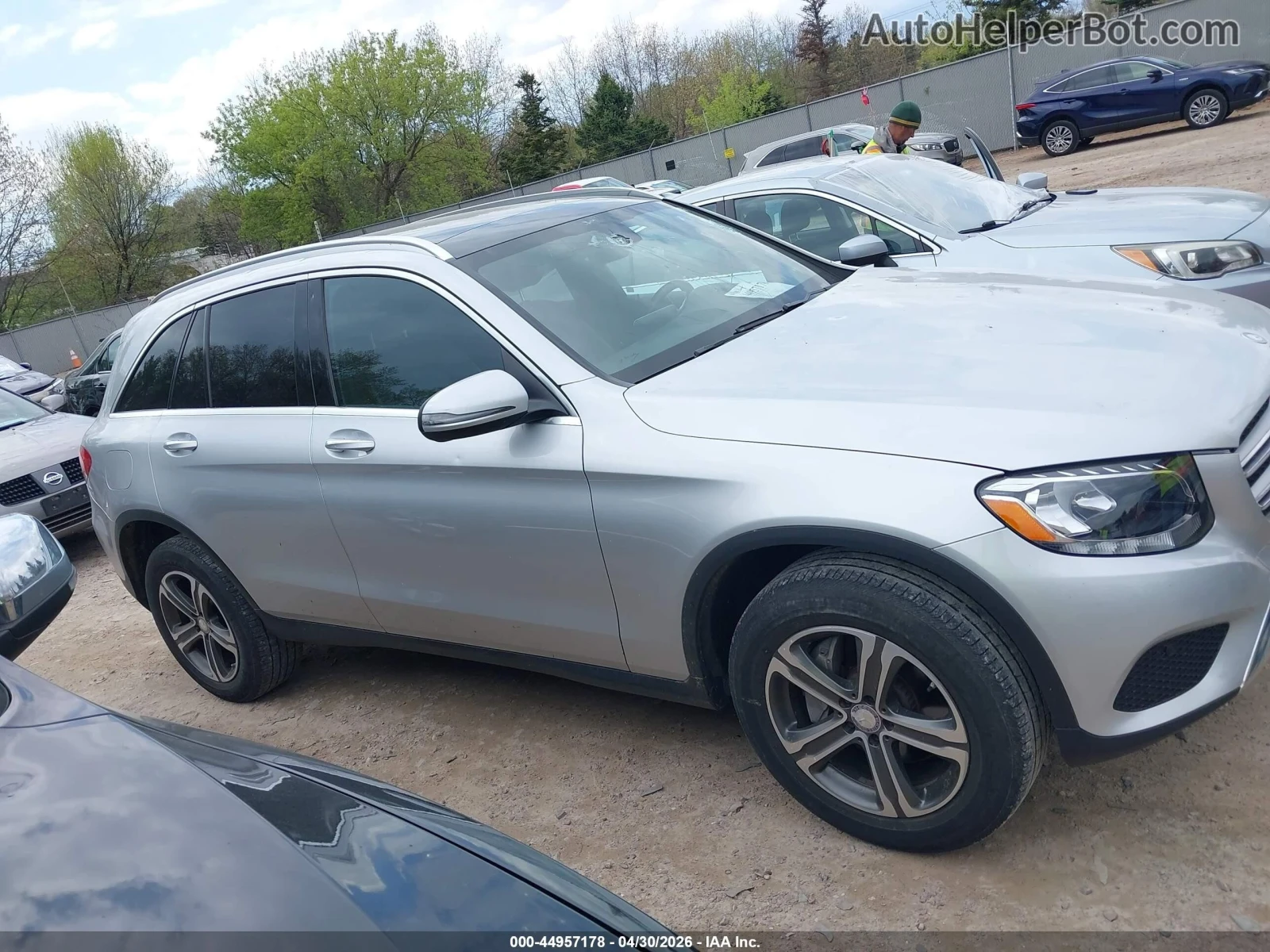 Mercedes-Benz GLC 300 4matic* Burmester* 2ключа, снимка 3 - Автомобили и джипове - 54699376