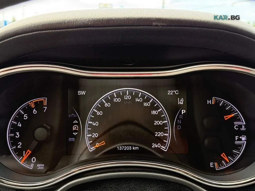 Jeep Grand cherokee Overland * АвтоКредит * (ЦЕНА ДО БГ), снимка 6 - Автомобили и джипове - 55002605