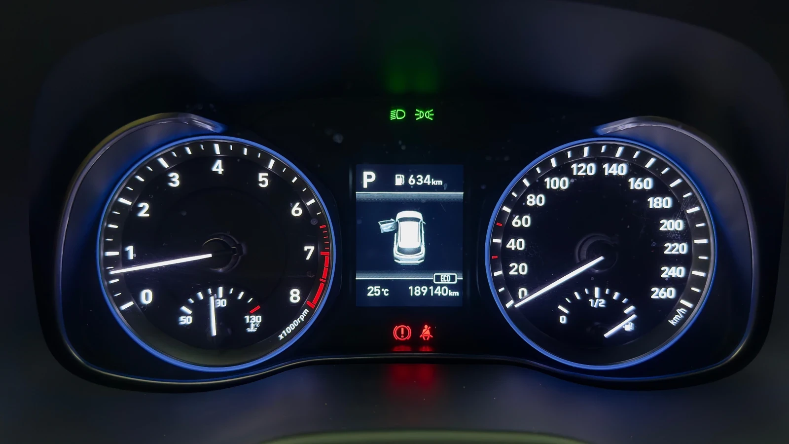 Hyundai Kona, снимка 11 - Автомобили и джипове - 55161752
