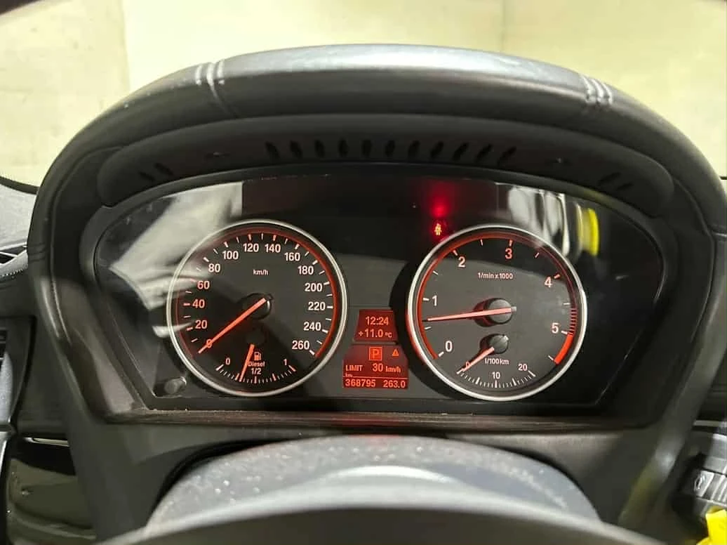 BMW X5 xDrive40d , снимка 10 - Автомобили и джипове - 55405145
